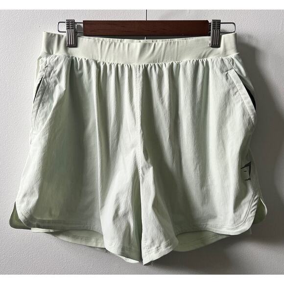 Gymshark 2 in 1 shorts women's size Medium - Picture 1 of 6